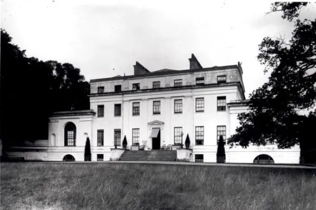 The White House, Beaconsfield, Wilton Park's first home